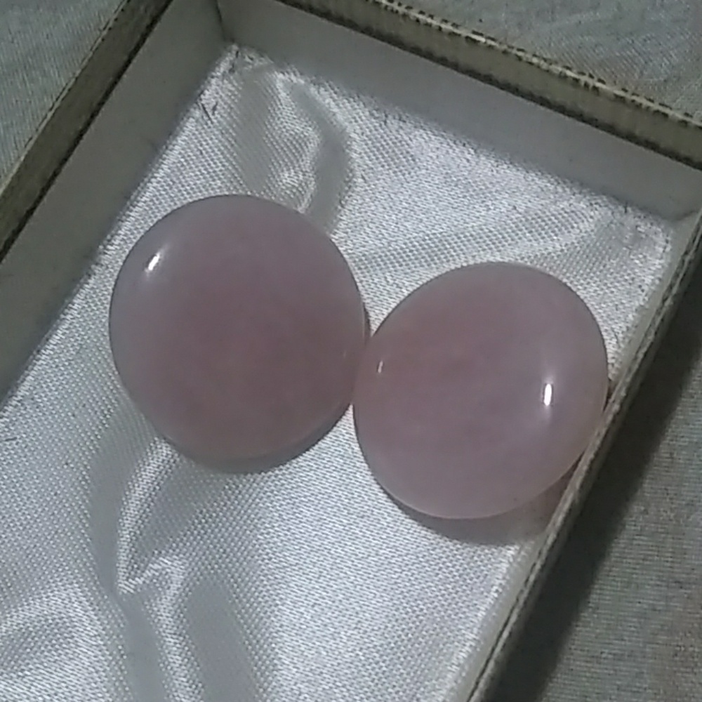 Pink Quartz clip ons